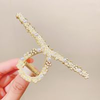 Accesorios Para El Cabello De Clip De Metal De Perlas De Diamantes De Imitación De Flor De Mariposa De Estilo Coreano sku image 2