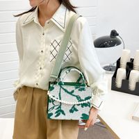 Fashion Retro Handbags Female 2022 Spring New Casual Jacquard Small Pearl Square Bag main image 5