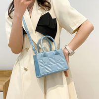 Women's New Simple Solid Color Shoulder Messenger Small Square Bag main image 3