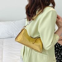 Women's New Fashion Retro Shoulder  Solid Color Simple Baguette Bag main image 3