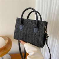 Women's New Retro Shoulder Crossbody Portable Popular Small Square Bag main image 1