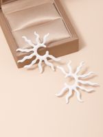 Europe And America Cross Border Popular Earrings Personality Geometry Sun Shape Fashion Ins Cold Style Women's Earrings Ear Studs sku image 1