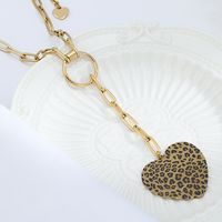 Wholesale Jewelry Heart Leopard Print Pendant Stainless Steel Necklace Nihaojewelry sku image 3