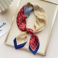 Mode Kleine Dünne Quadratische Handtuch Silk Schal Haar Band Für Frauen 70*70 sku image 17