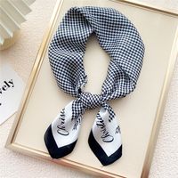 Mode Kleine Dünne Quadratische Handtuch Silk Schal Haar Band Für Frauen 70*70 sku image 21