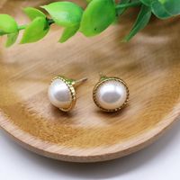 Factory Supply Silver Pearl Stud Earrings White Round Pearl Stud Earrings Lace Small Japanese And Korean Silver Stud Earrings sku image 4