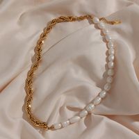 Mode Geometrisch Rostfreier Stahl Überzug Künstliche Perlen Vergoldet Halskette main image 9