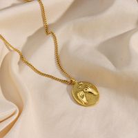 Fashion Carved Electroplated 18k Gold Oval Drag Hook Pendant Stainless Steel Necklace main image 1