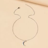 Fashion Simple Crescent Shape Pendant Clavicle Chain Necklace  Female main image 2