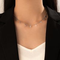 Simple Unique-couche Étoiles Pendentif Chaîne Couture Géométrique Alliage Collier En Gros sku image 1