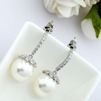 Simple Zircon Pearl Earrings Wholesale sku image 2