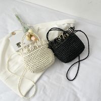 Fashion One Shoulder Hand-woven Small Size Shopping Basket Bag 22*18 * 12cm main image 4