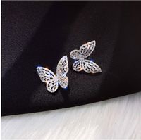 Elegante Mariposa Aleación Embutido Diamantes De Imitación Artificiales Pendientes 1 Juego main image 1