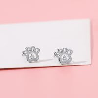 Fashion Cute Small Animal Palm-shaped Zircon Inlaid Stud Earrings main image 3