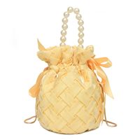 Fashion Pearl Pleated One-shoulder Chain Crossbody Woven Bucket Bag sku image 2