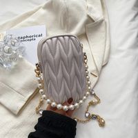 2022 Summer New Fashion Pearl Chain Embroidered Crossbody Shoulder Mobile Phone Bag main image 5