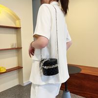 2022 New Women's Fashion Shoulder Chain Mini Acrylic Box Bag sku image 2