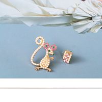 New Fashion Asymmetric Cute Animal Mouse Female Pearl Alloy Earrings main image 2