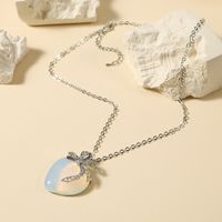 Creative Fashion Geometric Heart-shaped Natural Stone Alloy Necklace sku image 1