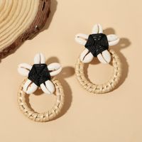 Fashion Bohemian Beach Woven Rattan Shell Earrings Geometric Flower Eardrop sku image 1