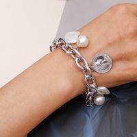 2022 Sommer Neue Mode Perle Wafer Kette Armband main image 3