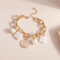 2022 Summer New Fashion Pearl Wafer Chain Bracelet sku image 2