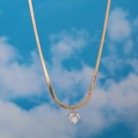 Simple Fashion Zircon Heart-shaped Pendant Pearl Snake Bones Alloy Necklace main image 1