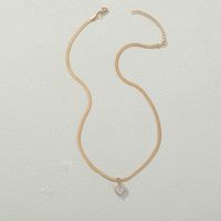 Simple Mode Zircon Coeur-en Forme De Pendentif Perle Serpent Os Alliage Collier main image 2