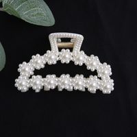 Simple Pearl Stitching Transparent Large Claw Hair Clip sku image 2