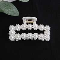Simple Pearl Stitching Transparent Large Claw Hair Clip sku image 3