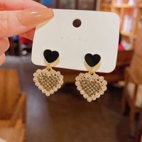 Nuevos Aretes De Aleación De Diamantes De Imitación Con Forma De Corazón De Moda main image 1