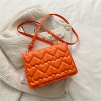 Fashion Heart Shape Chain Small Handbag Shoulder Messenger Bag main image 4