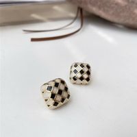 Fashion Black And White Chessboard Plaid Alloy Ear Studs main image 3