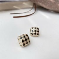 Fashion Black And White Chessboard Plaid Alloy Ear Studs sku image 1