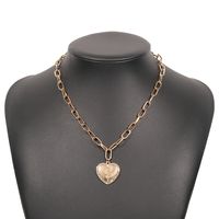 Collar De Aleación De Diamantes De Imitación Con Colgante De Corazón Geométrico De Estilo Simple sku image 1