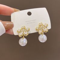 Fashion Alloy Flower Earrings Shopping Inlaid Pearls Pearl Drop Earrings As Picture main image 3