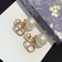 Women's Fashion Geometric Letter Silver Plated Earrings Plating Silver Plated Artificial Pearl Stud Earrings main image 3