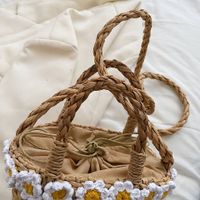 New Fashion Daisy Cute Handmade Straw Woven Portable Crossbody Shoulder Bag main image 4