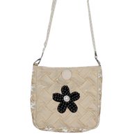 Small Pearl Flowers Square Magnetic Buckle Crossbody Bag main image 3