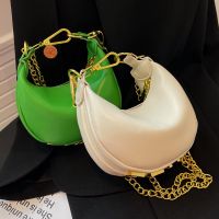 New Fashion Chain Messenger Shoulder Underarm Solid Color Bag main image 4