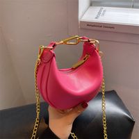 New Fashion Chain Messenger Shoulder Underarm Solid Color Bag sku image 3