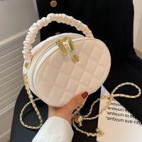 New Fashion Diamond Embroidery Thread Twist Lock Messenger Small Round Bag main image 3