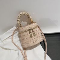 Fashion Pleated Women's New Crocodile Pattern Box Bucket Shoulder Messenger Bag sku image 2