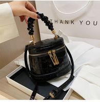 Fashion Pleated Women's New Crocodile Pattern Box Bucket Shoulder Messenger Bag sku image 3