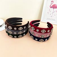 Fashion Retro Baroque Flocking Rhinestone Pearl Flower Wide Brim Headband Hair Accessories main image 2