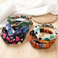 New Style Wide Brim Leaves Floral Cross Satin Tie-dye Hair Band main image 1