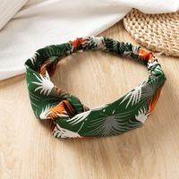 New Style Wide Brim Leaves Floral Cross Satin Tie-dye Hair Band main image 3