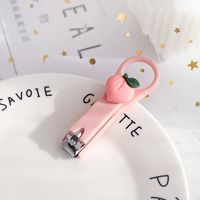 Wholesale Accessories Cute Strawberry Mini Nail Clippers Nihaojewelry sku image 1
