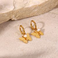 New Style 18k Gold Plated Smooth Butterfly Pearl Pendant Stainless Steel Earrings main image 2