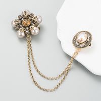 Fashion Creative Alloy Inlaid Pearl Rhinestone Brooch Corsage Accessories main image 5